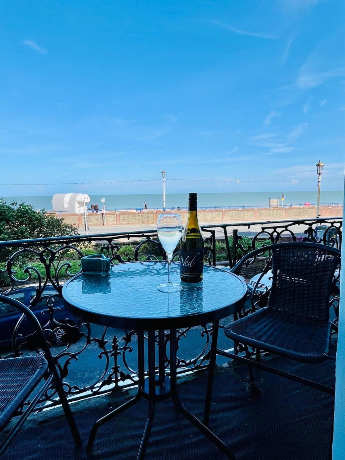 "The Celebration" Balcony Seafront Apartment WTA WTA Eastbourne Exterior foto